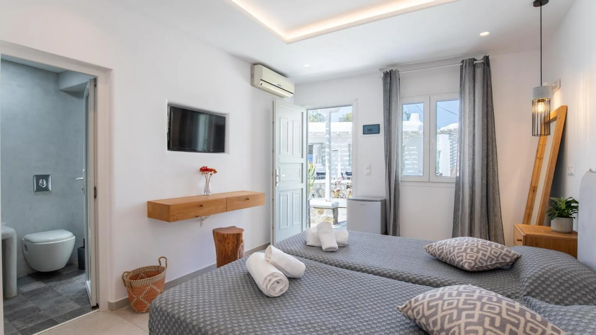 Agia Anna Beachfront Boutique Paraga  Paraga (Mykonos)